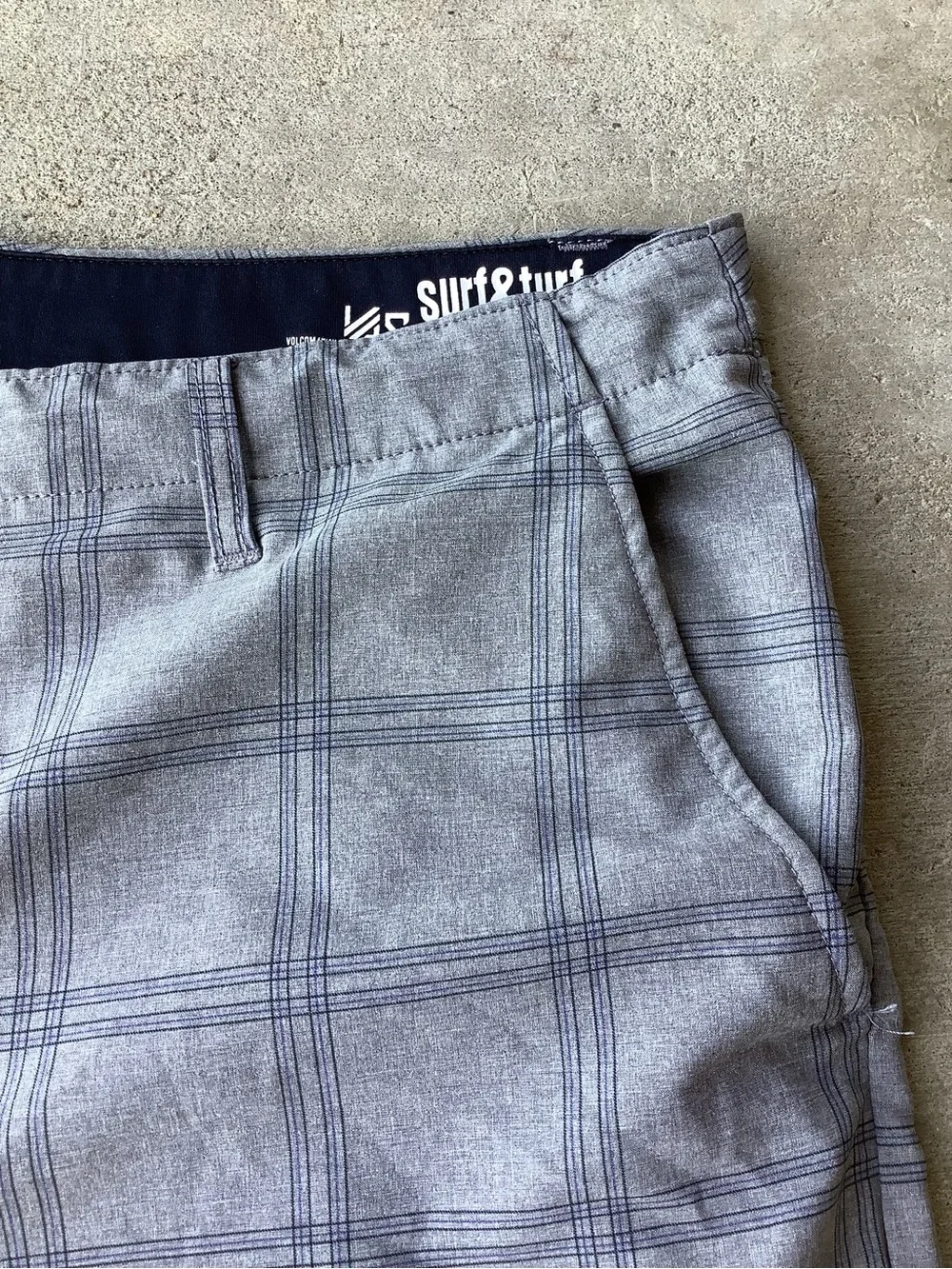 Volcom Surf & Turf Hybrid shorts - 40” - 4 way stretch